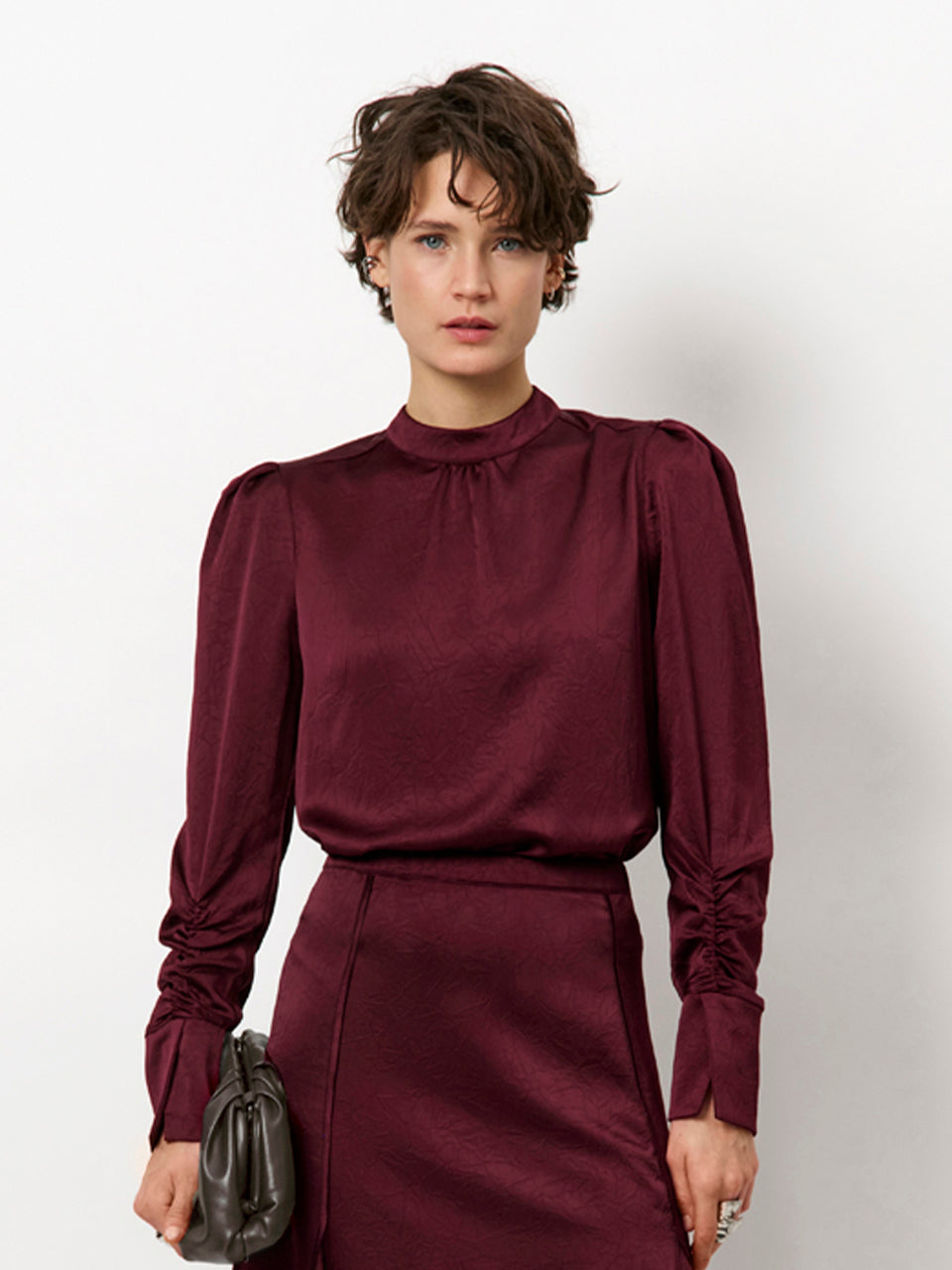 Pristine Turtle top mulberry red