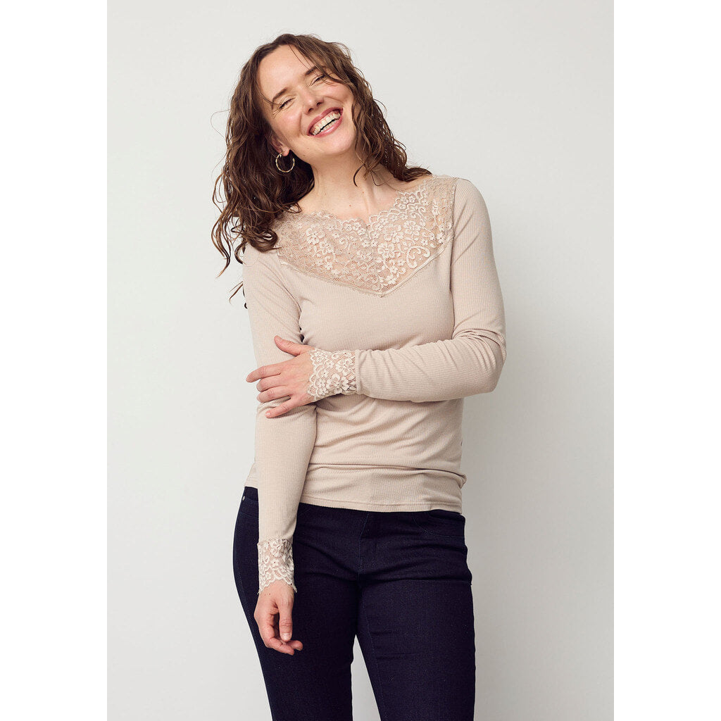 Dee Lace Blouse Sand