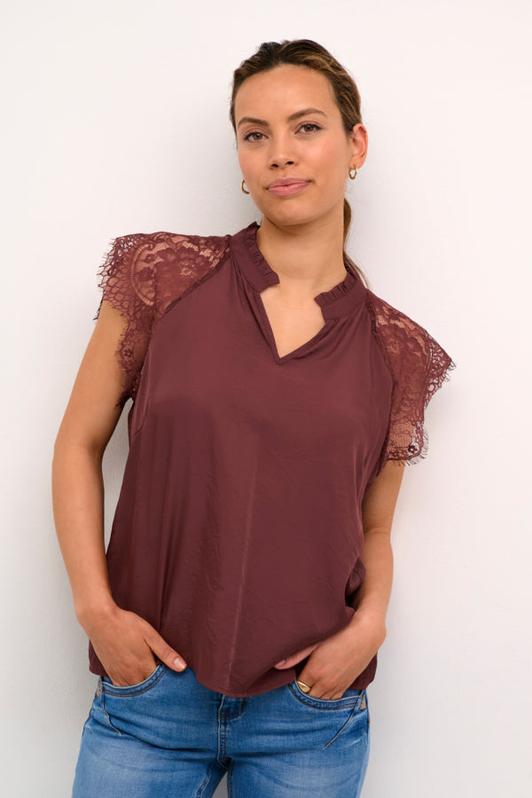 Nola Lace Blouse Rum Raisin