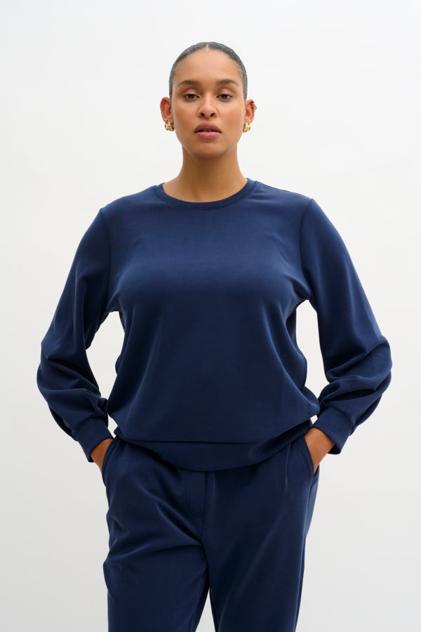 The sweat blouse blá