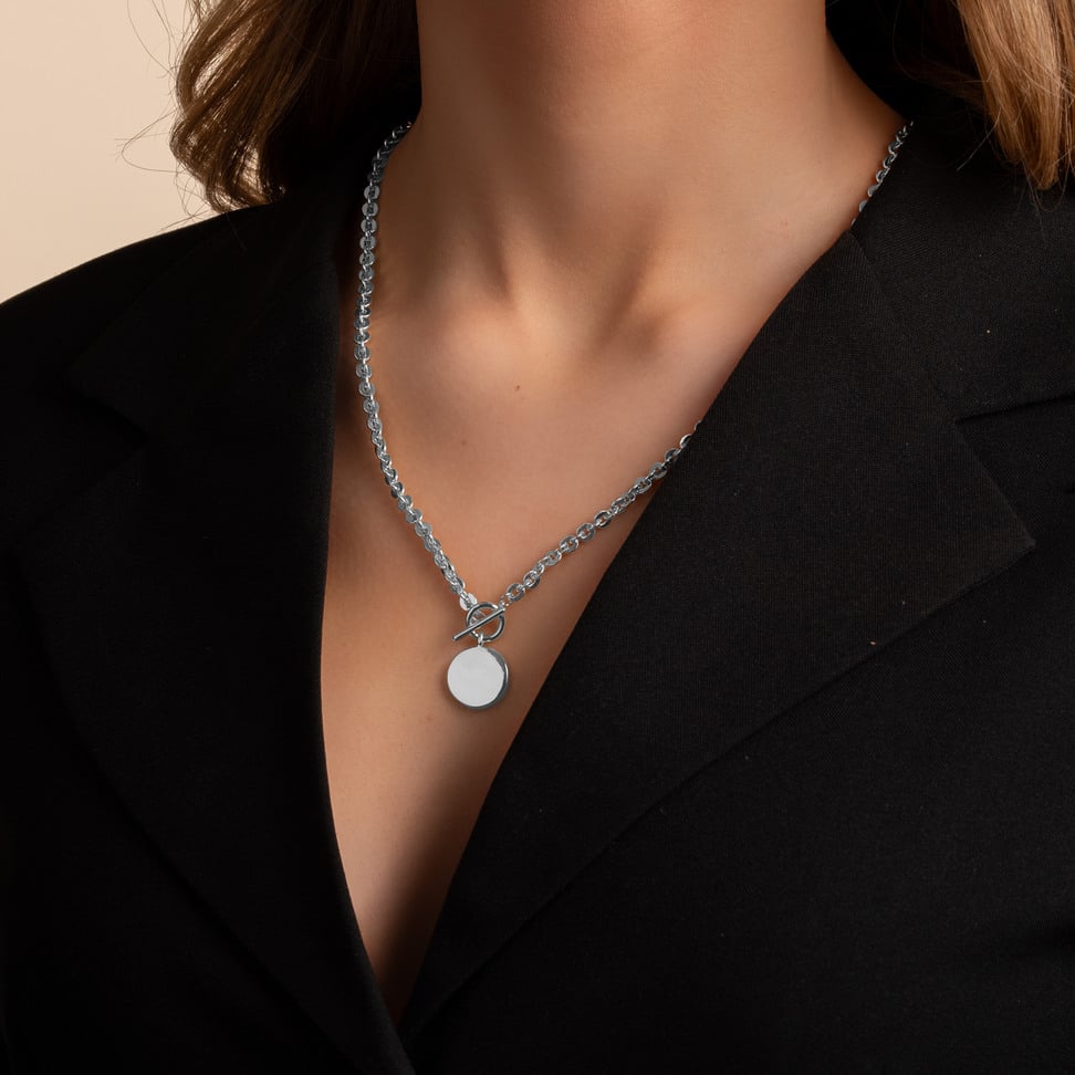 Essential coin pendant neck 60 s