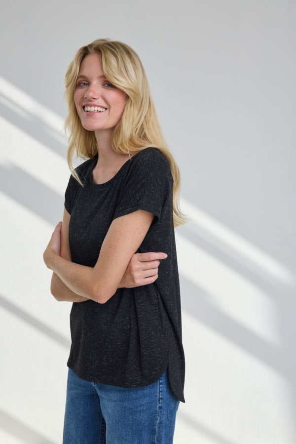 Stuttermabolur-Rebel