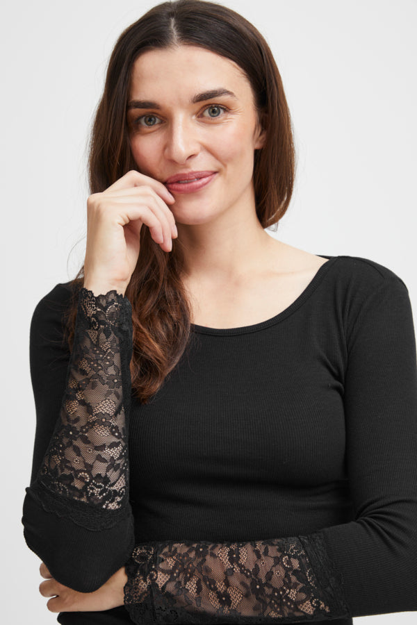 Hizamond T shirt með blúndu á ermum svartur