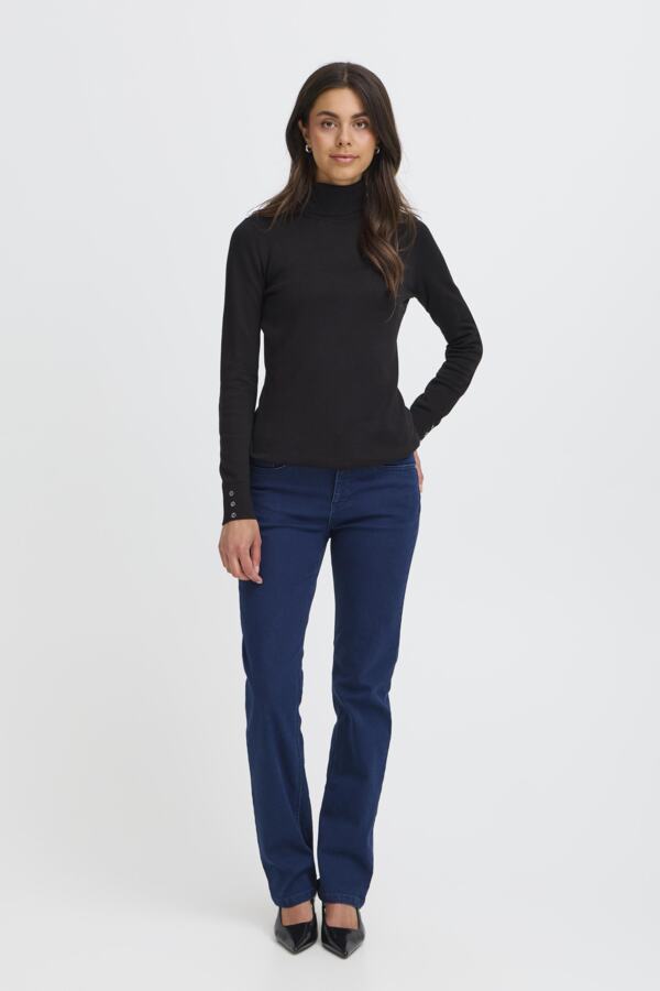 Clia pullover svört