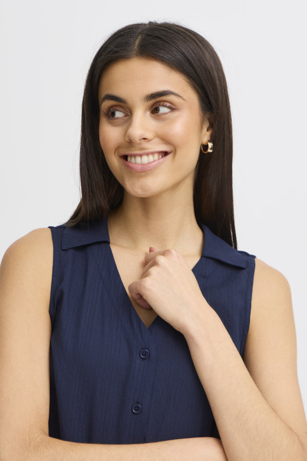 Vina blouse navy