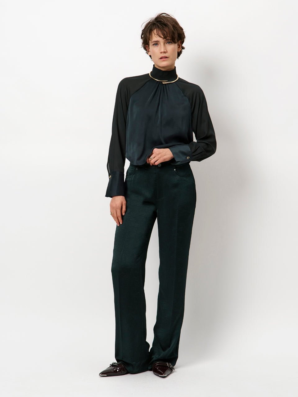 Estela Silk mixed top midnight green