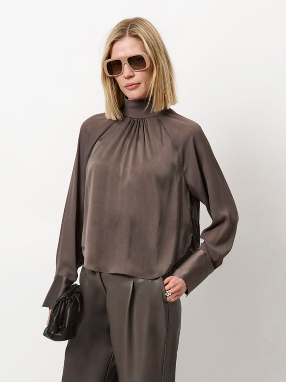 Estela Silk mixed top Antique grey