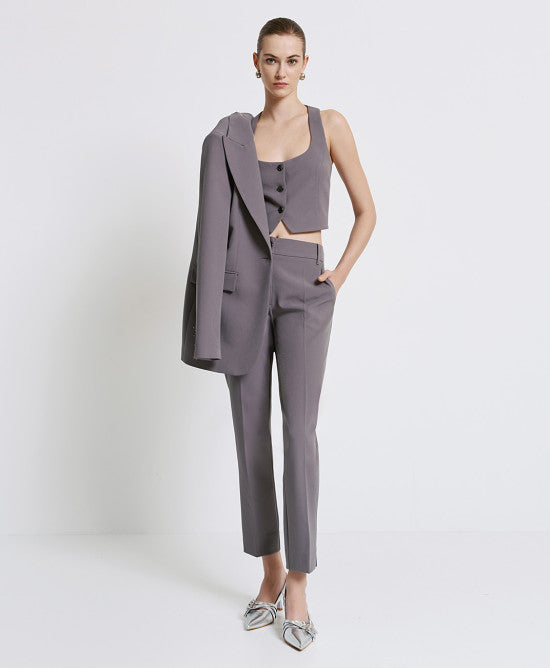 Straight-leg pants with a monogram button