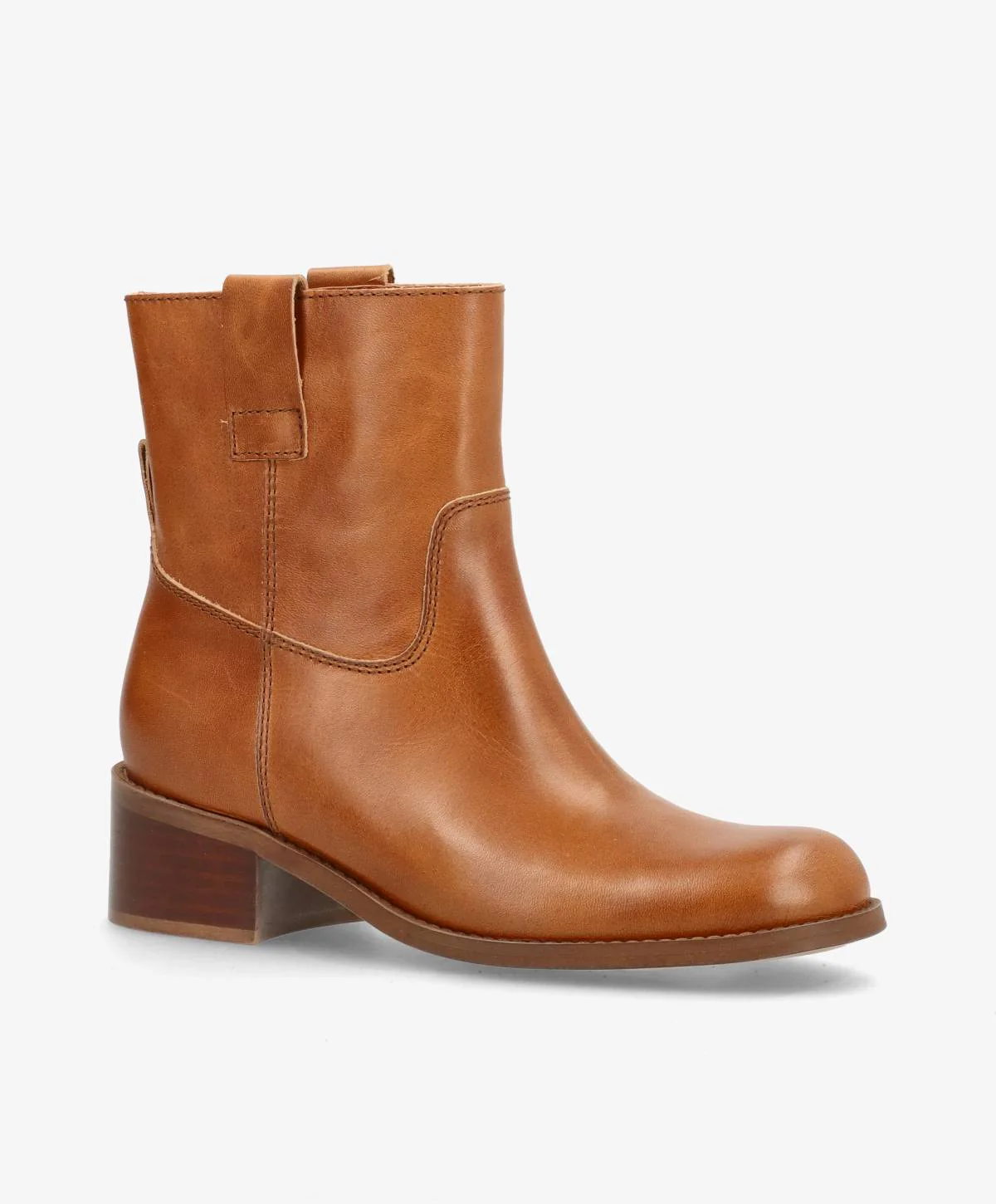 Martina low Cognac