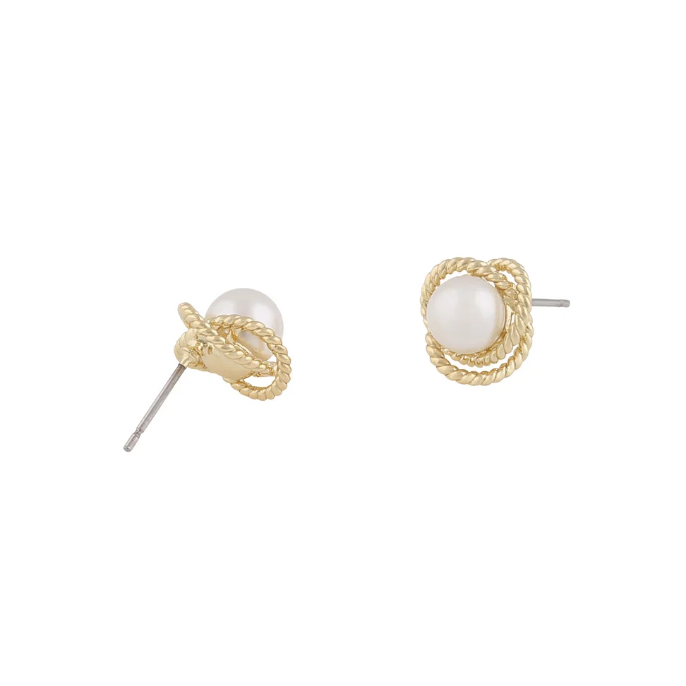 Lydia pearl ear gold