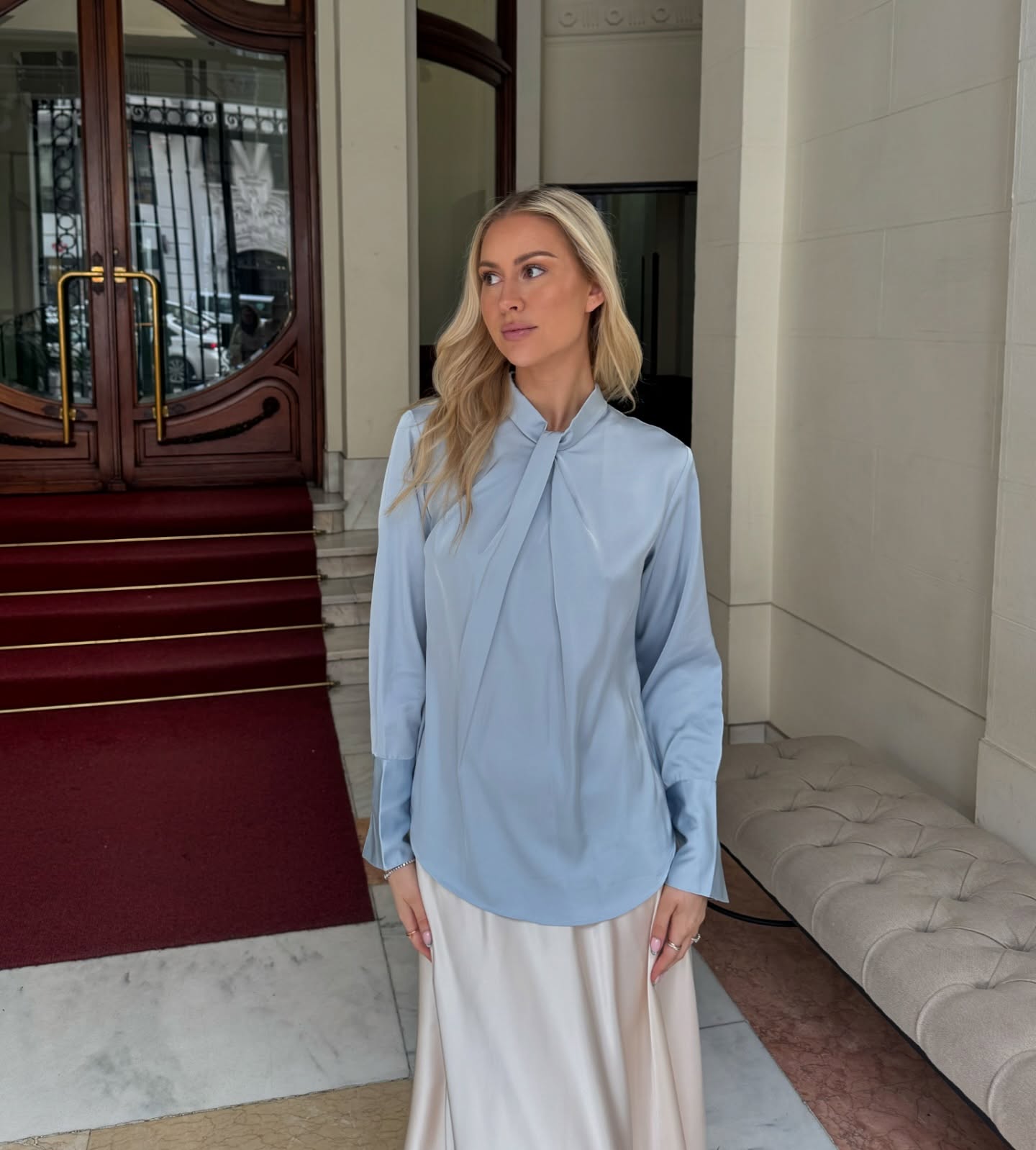 Tara blouse hammered sky