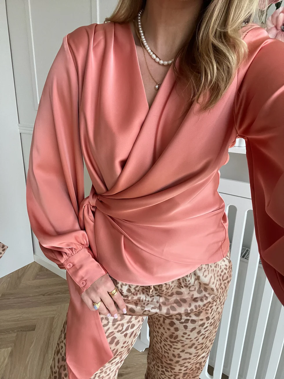 Ines blouse Semi rich peach
