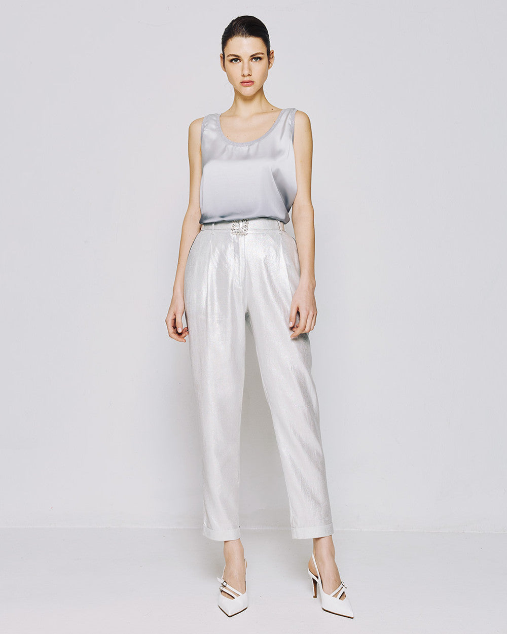 Satin top with ribbed details grey