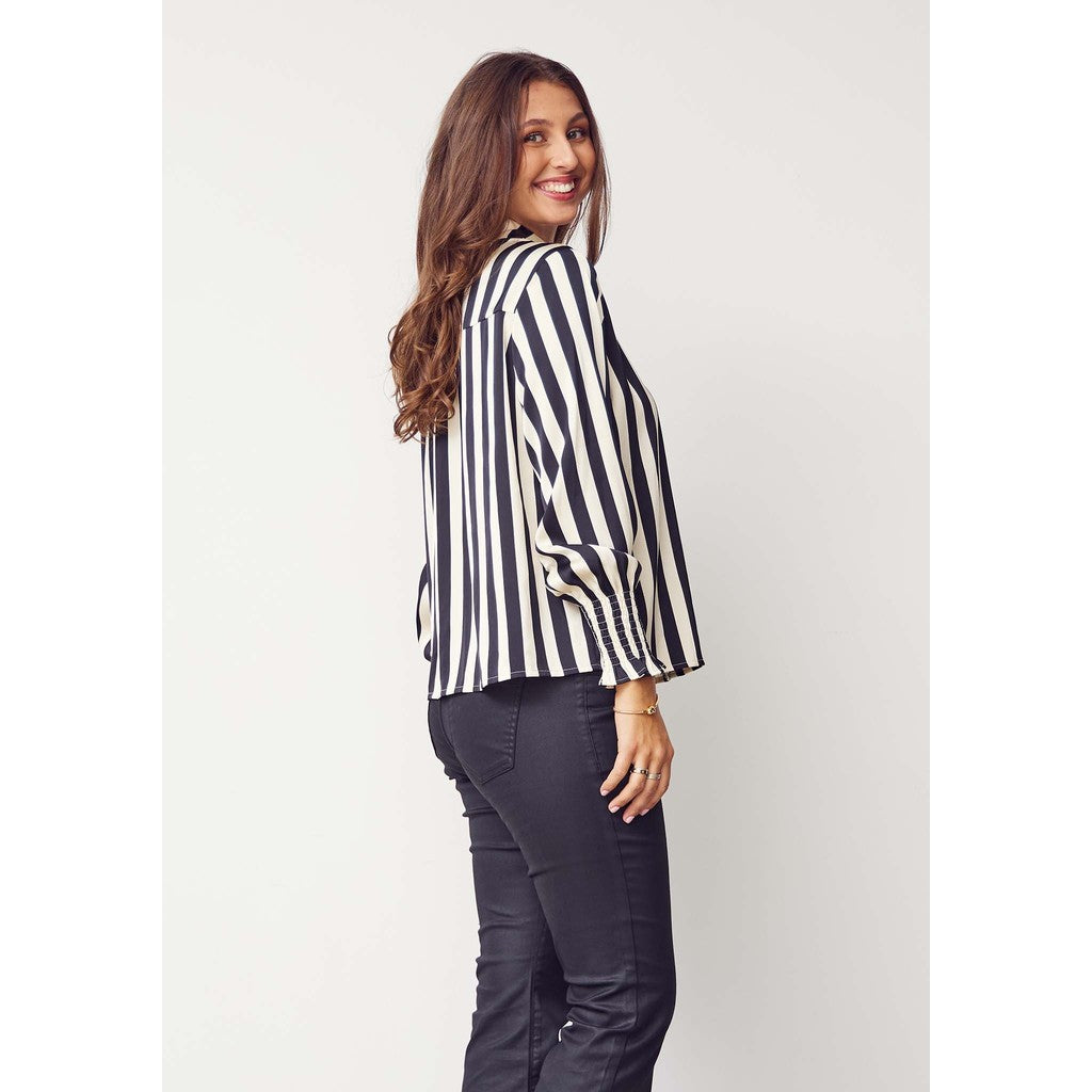 Melba röndótt skyrta