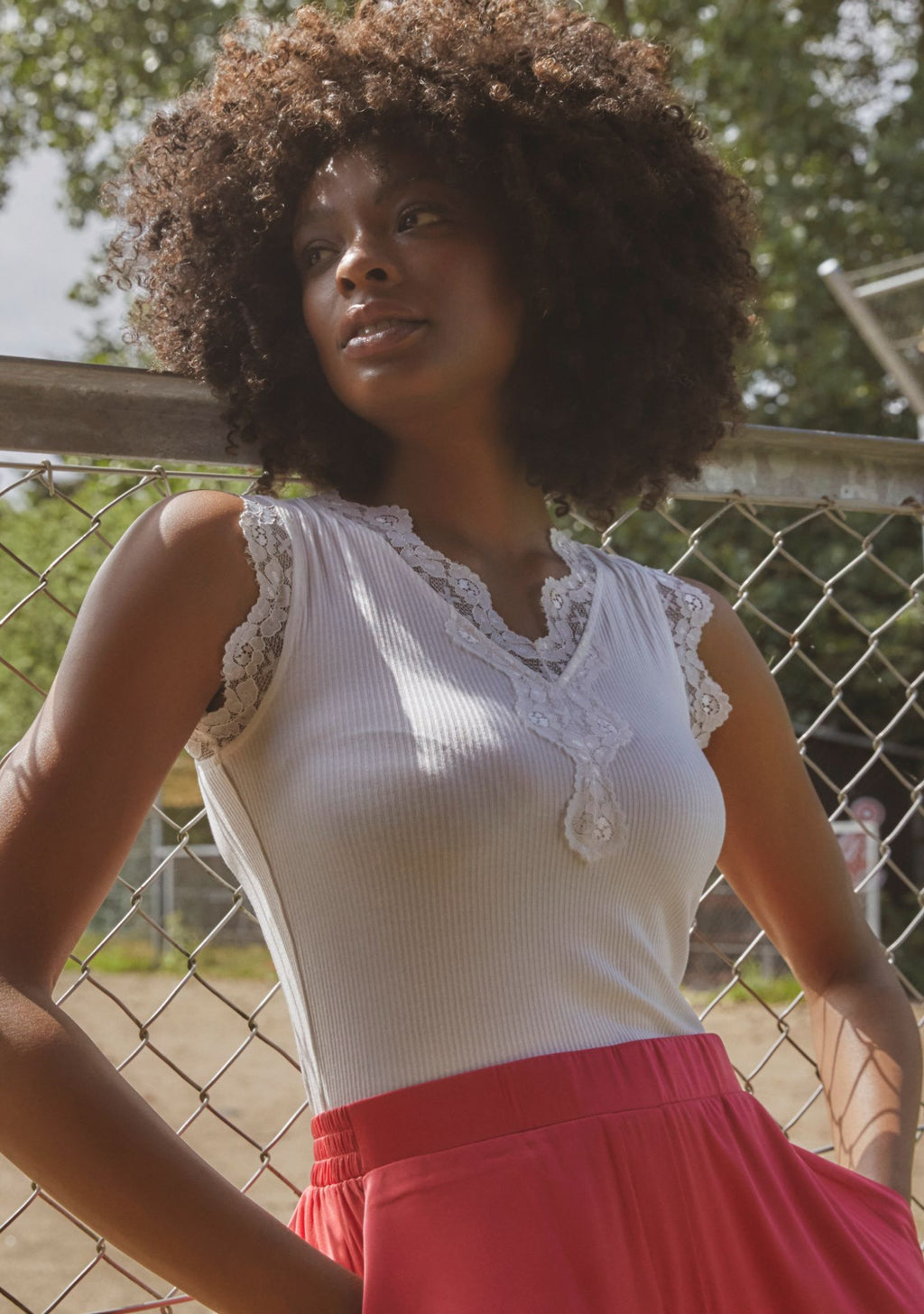 Toppur m.blúndu - Dee