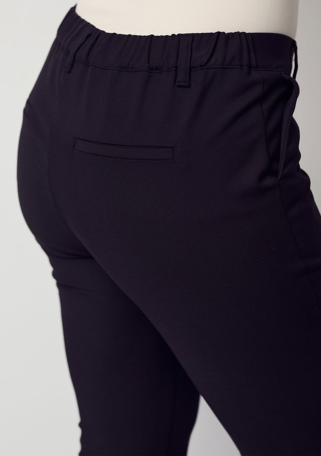 Buxur-Isay-veneto flare