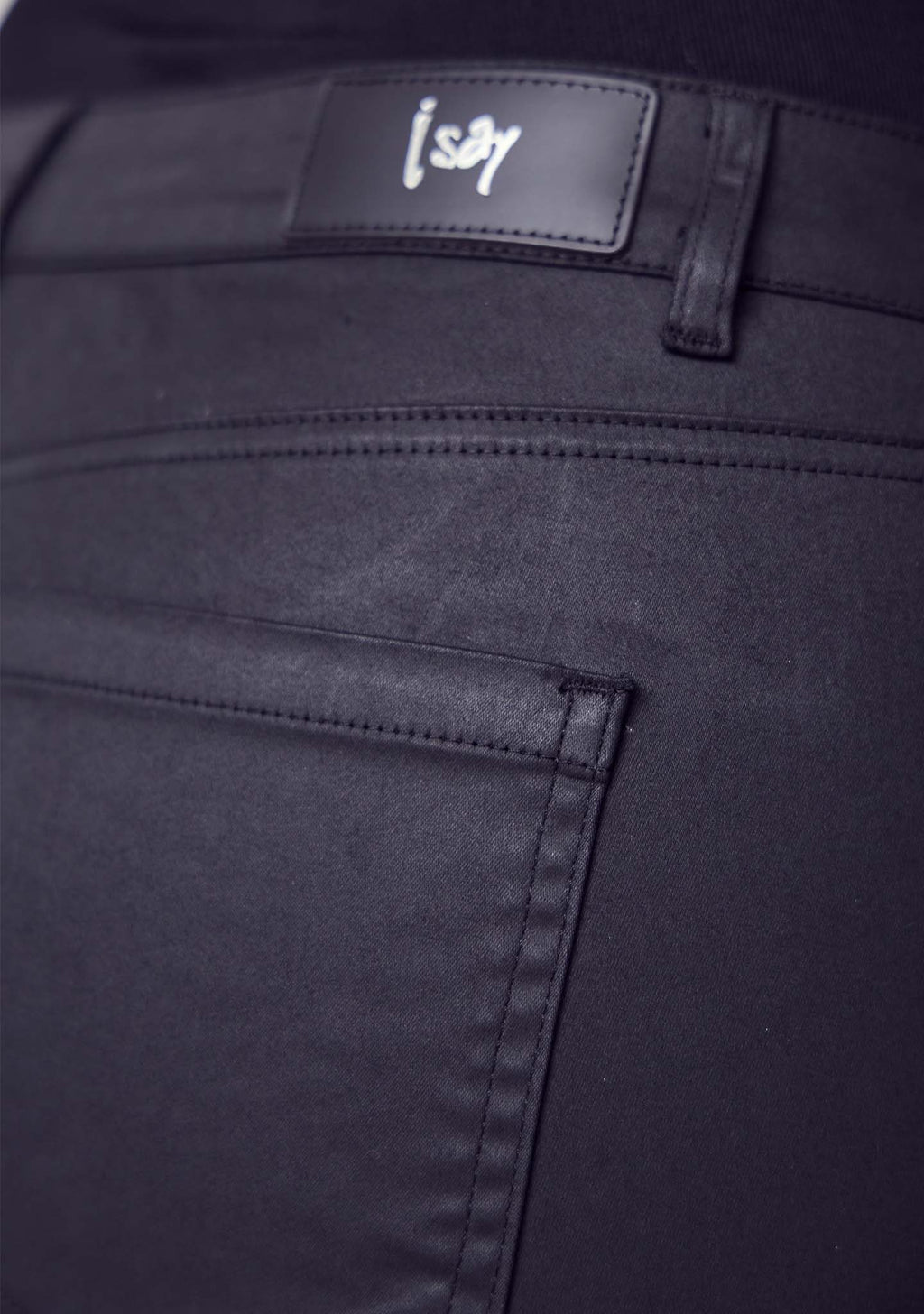 Buxur-Isay-Flare coated