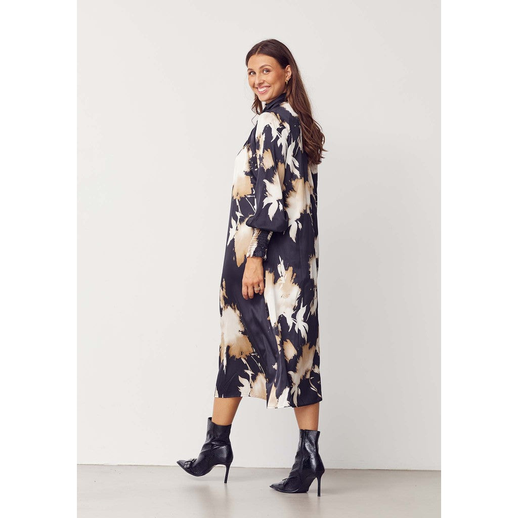 Kleo dress
