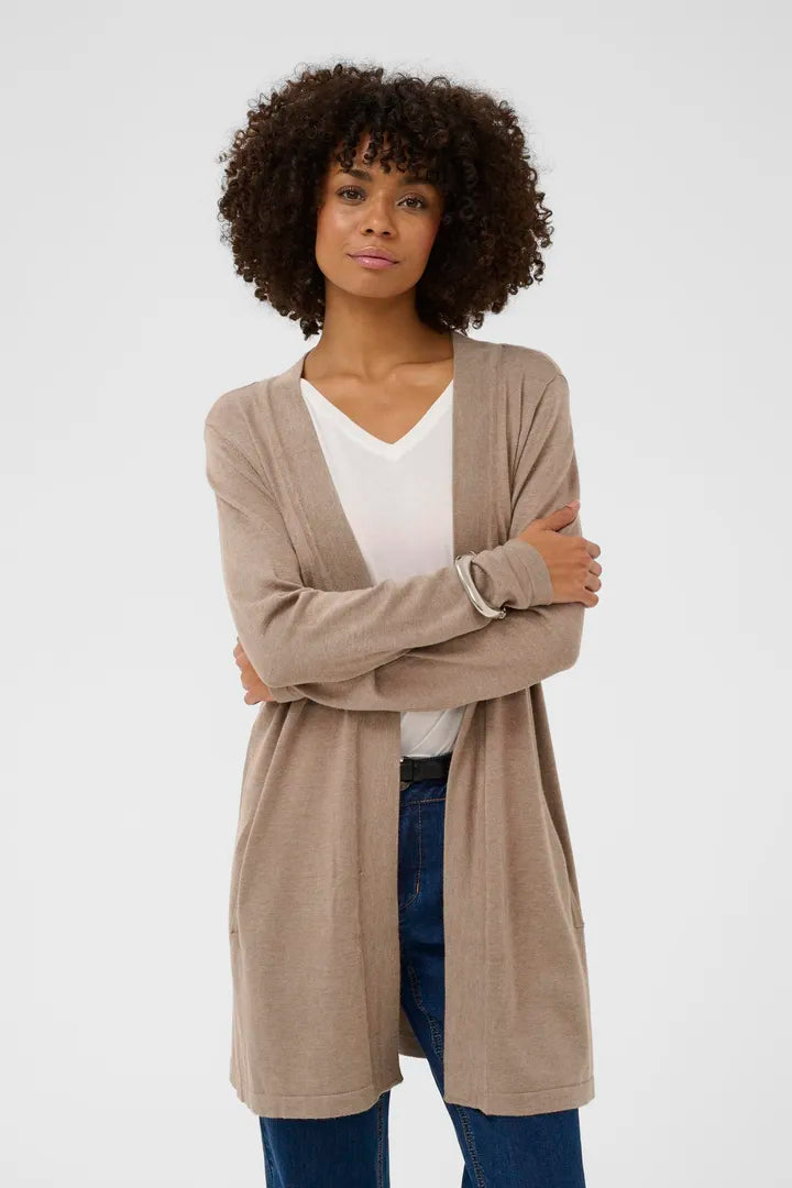 Langermajakkapeysa (Annmarie)