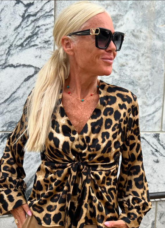 Blair blouse hammered leopard