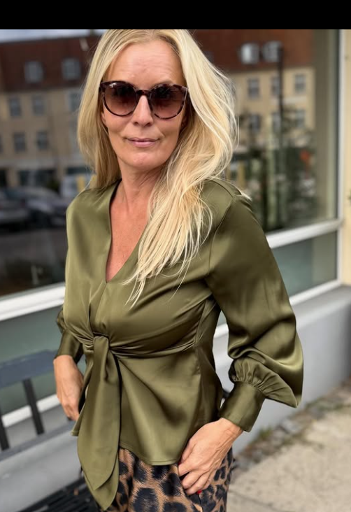 Blair blouse Semi rich olive