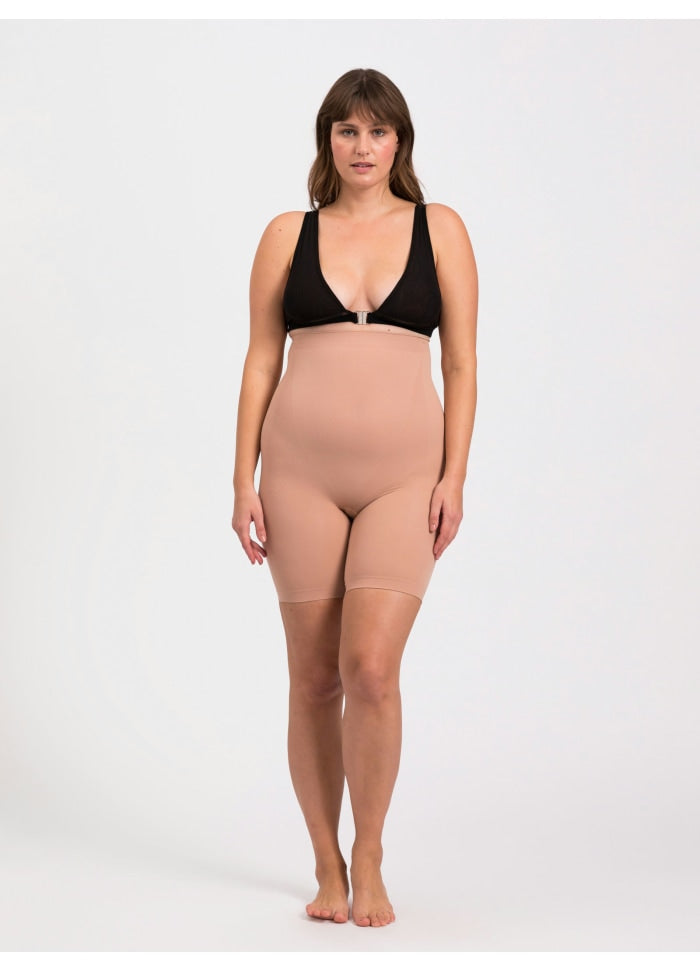 Alturra Highwaist shaping shorts Tan