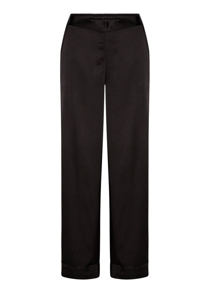 Remy pants svartar