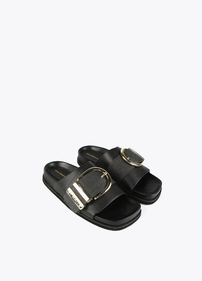 Flat sandals black