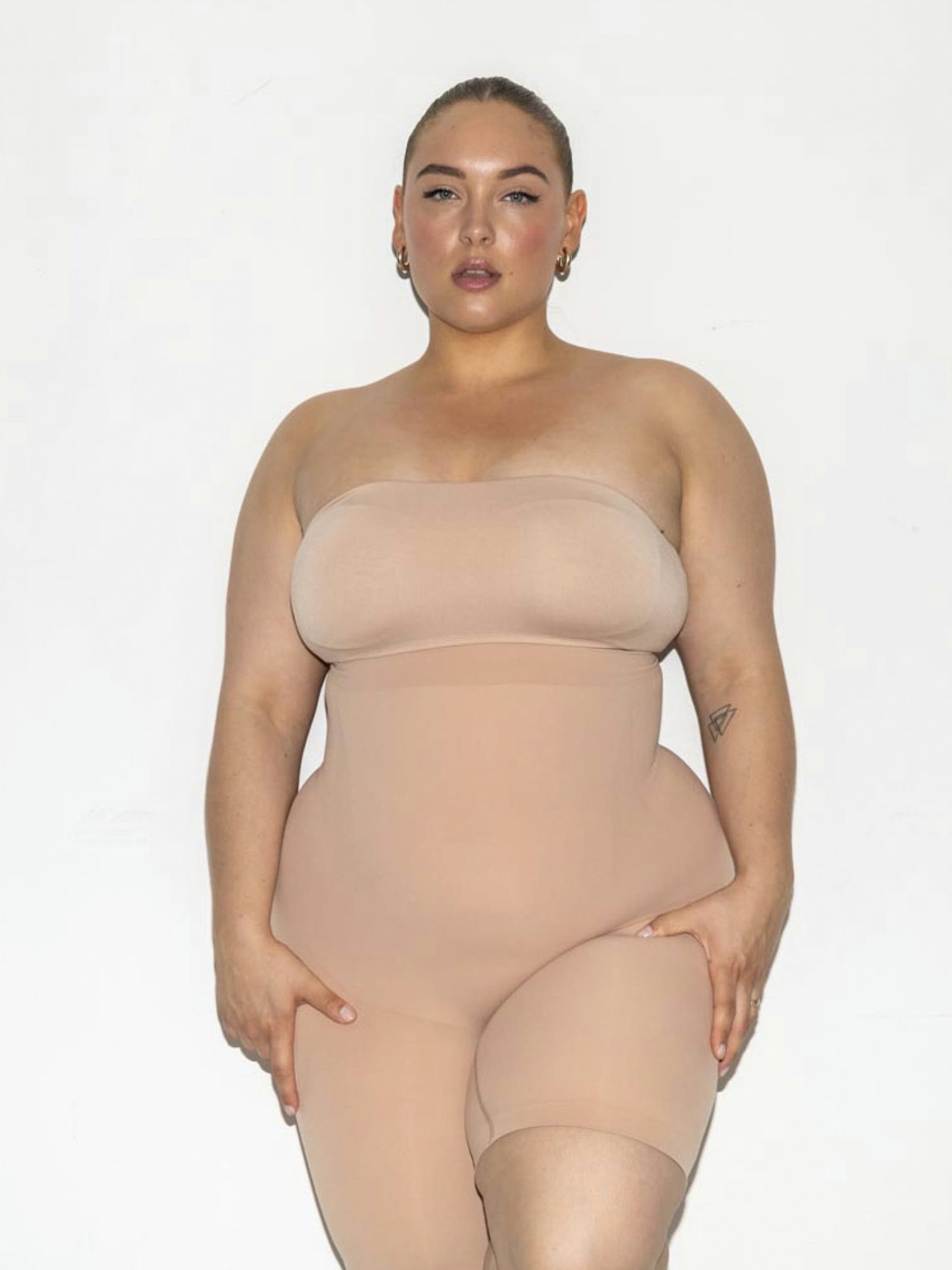 Alturra Highwaist shaping shorts Tan