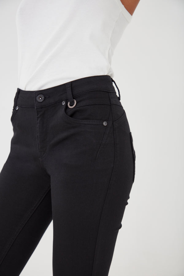 Carmen stay black 30"