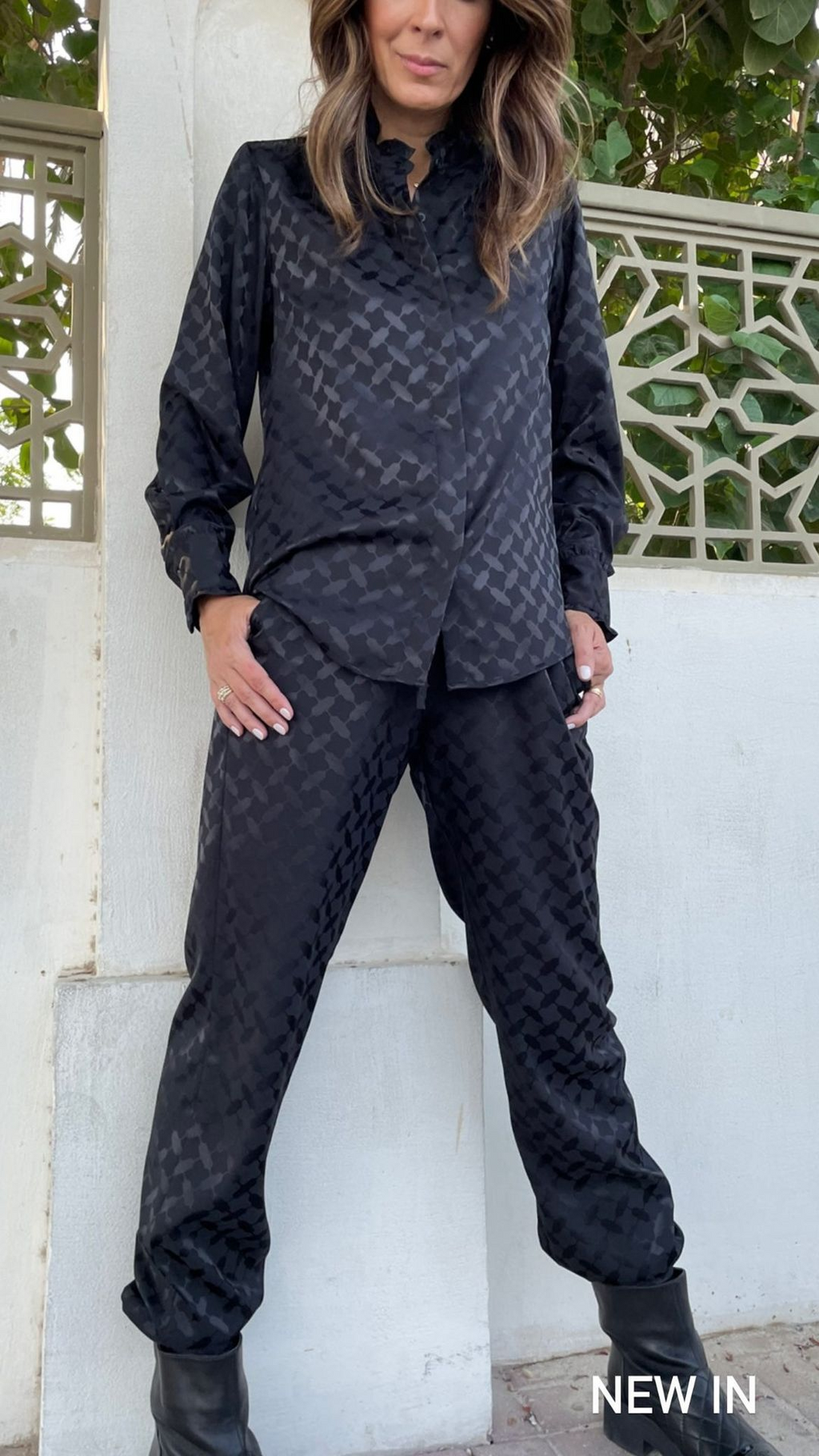 Trinity blússa Black Keffiyeh Jacquard